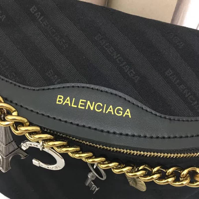 BALENCIAG巴黎世家 火爆 帆布拼牛皮 可做胸包 斜挎 單肩包  BL1599